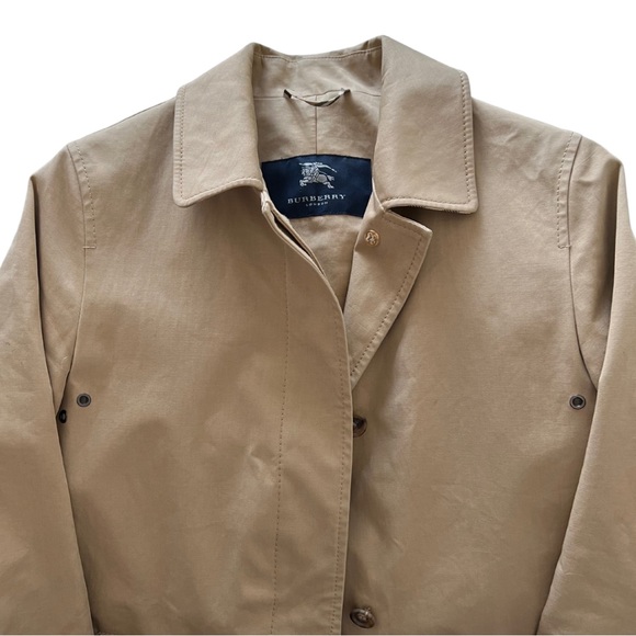Early 2000’s Burberry Trench Coat - Picture 4 of 11